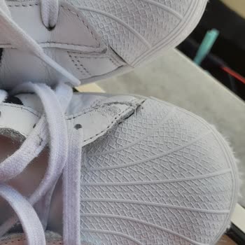 Aldığım Adidas Ayakkabılar Birbirinden Farklı Çıktı!