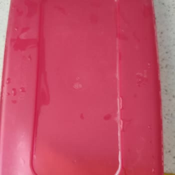 Bulaşık Makinesi Kapsülleri Tam Olarak Çözülmüyor, Beyaz Kalıntı Sorunu