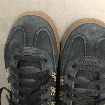 Adidas Spezial Ayakkabıda Renk Solması Ve Kalite Sorunu