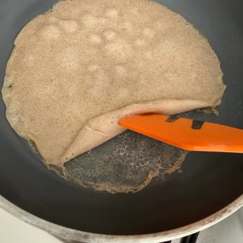 Crystal Tava Yapışma ve Yanma Sorunu Şikayeti