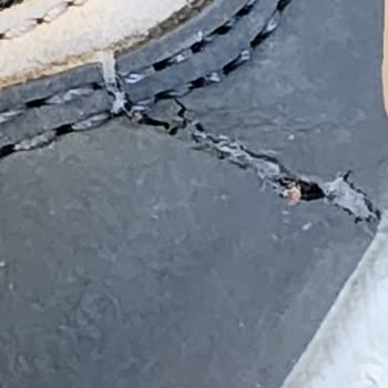 Hummel Mağazası Garanti Süresini Yok Sayıp Ayakkabı Değişimini Reddetti