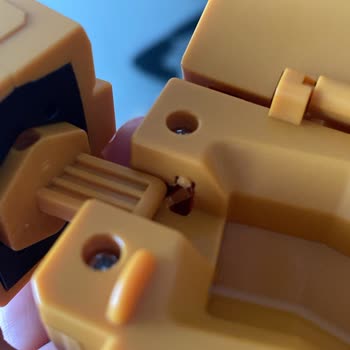 Kırık Ürün Ve Satıcıdan Geri Dönüş Alamama Sorunu