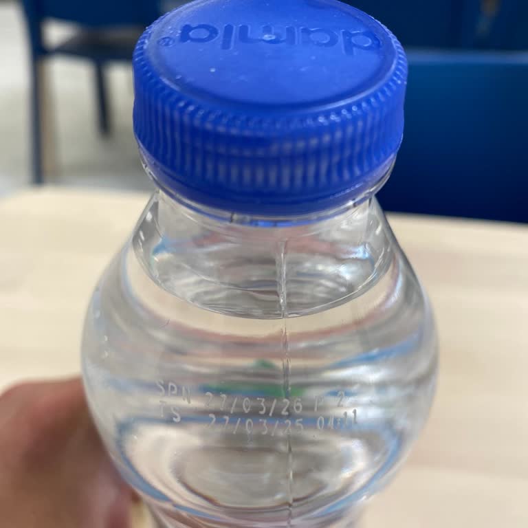 IKEA'da Son Kullanma Tarihi Geçmiş Su Satışı Sorunu