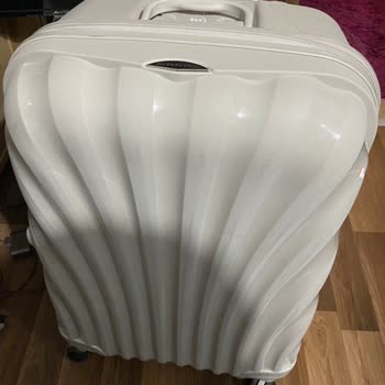 Kırılmaz Özellikli Valiz İlk Kullanımda Kırıldı, Garanti Ve Müşteri Hizmetleri Yetersiz