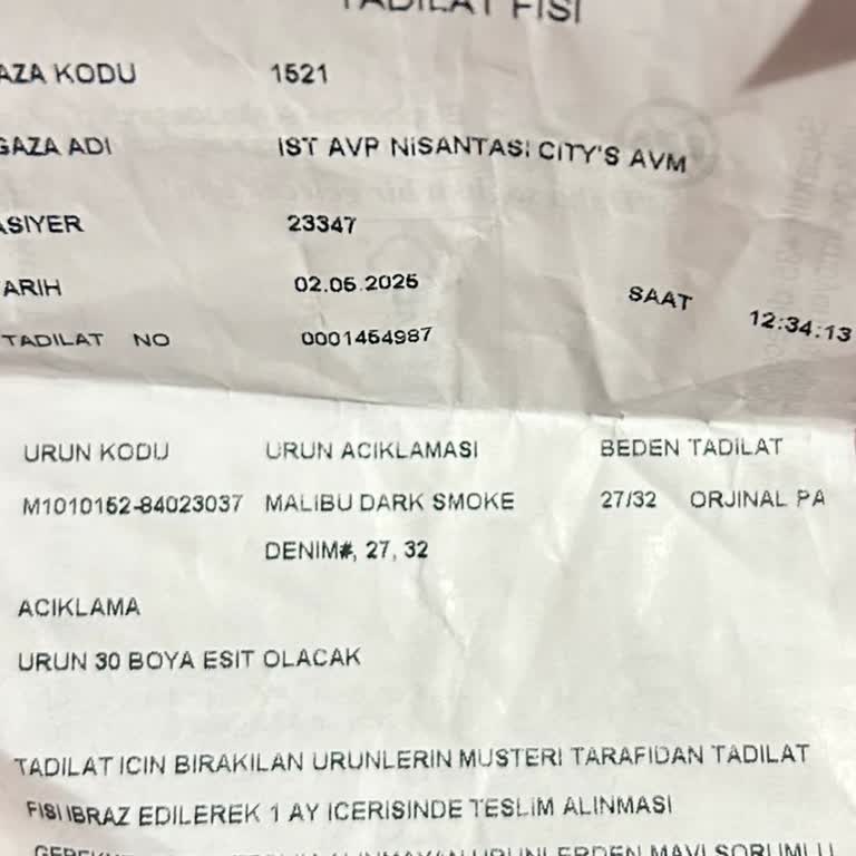 Pantolon Tadilatı Fiyaskosu: Paçalar Kısa Kesildi, İlgi Sıfır!