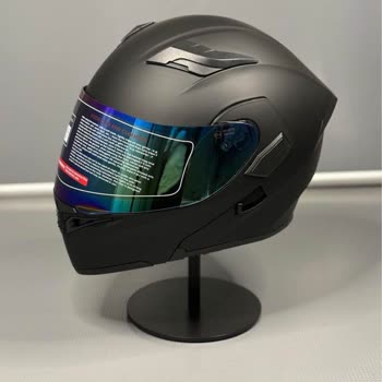 Aldığım Kask Katalogdakinden Farklı Ve Daha Ucuz Çıktı