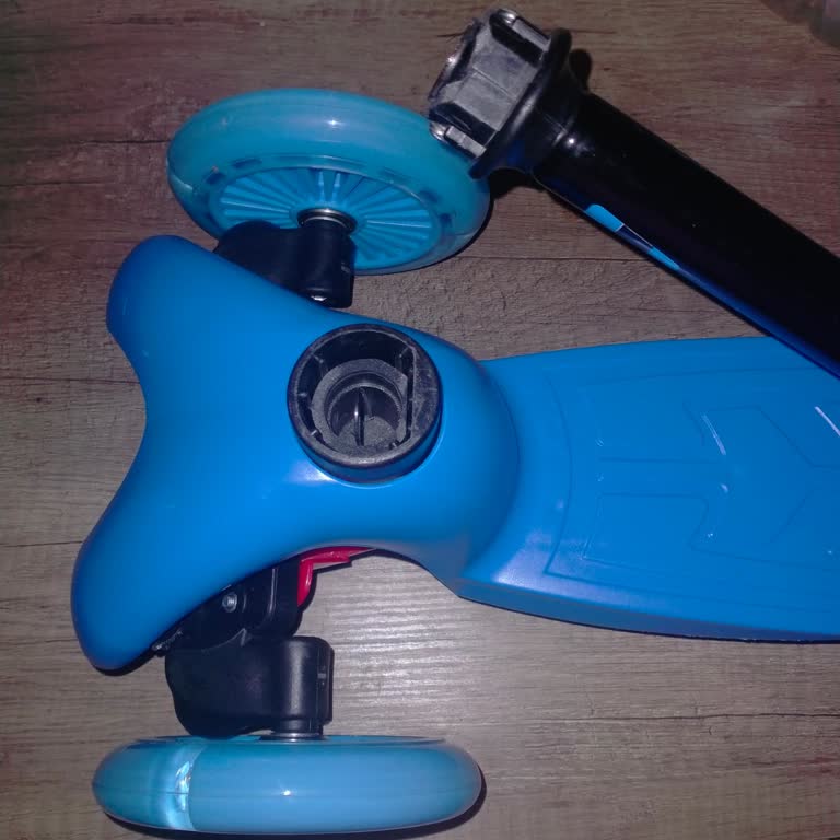 Yeni Alınan Scooterın Kırılan Parçası İçin Yedek Parça Bulunamıyor