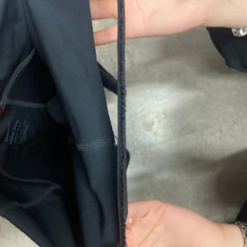 Nike Pro Şortun Sökülmesi Ve Garanti Reddi Mağduriyeti