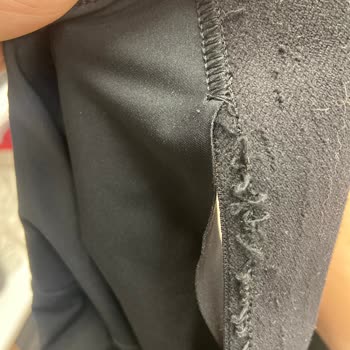 Nike Pro Şortun Sökülmesi Ve Garanti Reddi Mağduriyeti