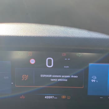 Jeep Avenger Elektrikli Araçta Sürekli Arıza Ve Yetersiz Servis Desteği