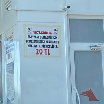 Petrol Ofisinde Ücretli WC Ve Personel Davranışı Hayal Kırıklığı Yarattı