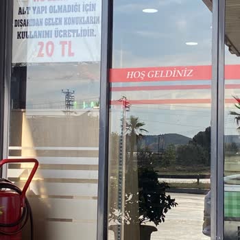 Petrol Ofisinde Ücretli WC Ve Personel Davranışı Hayal Kırıklığı Yarattı