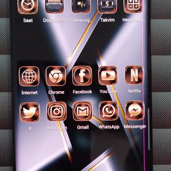 Samsung Telefonlarda Tekrarlayan Ekran Çizgisi Sorunu Ve Kalıcı Çözüm Beklentisi