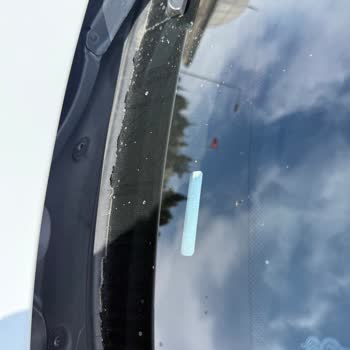 BMW F10 Ön Cam Fitili Kronik Sorunu Ve Değişim Talebi