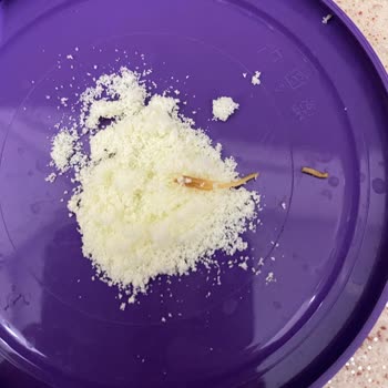 Objeto extraño encontrado en leche en polvo HiPP