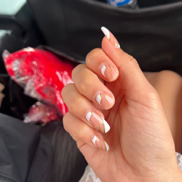 Düğün İçin Yaptırdığım Tırnaklar Kısa Sürede Kırıldı Sorumluluk Alınmıyor