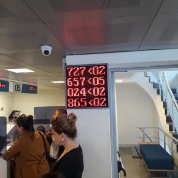 Şubede Sıra Ve Bilgilendirme Sorunu Nedeniyle Mağduriyet Yaşadım