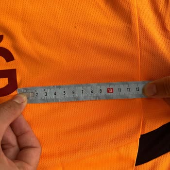 Forma Arkasındaki İsim Yanlış Konumlandırıldı Görüntü Bozukluğu Yaşadım