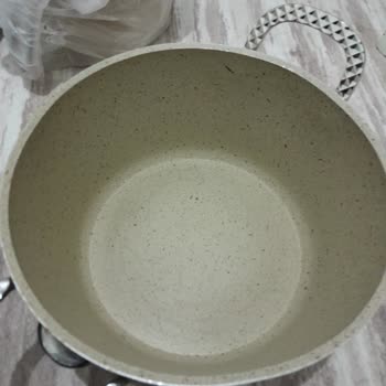 Tencere Takımında Boya Kalkması Ve Hasarlı Ürün Teslimatı