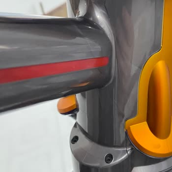 Dyson Dikey Süpürgede Kalite Sorunları Ve Yetersiz Müşteri Desteği