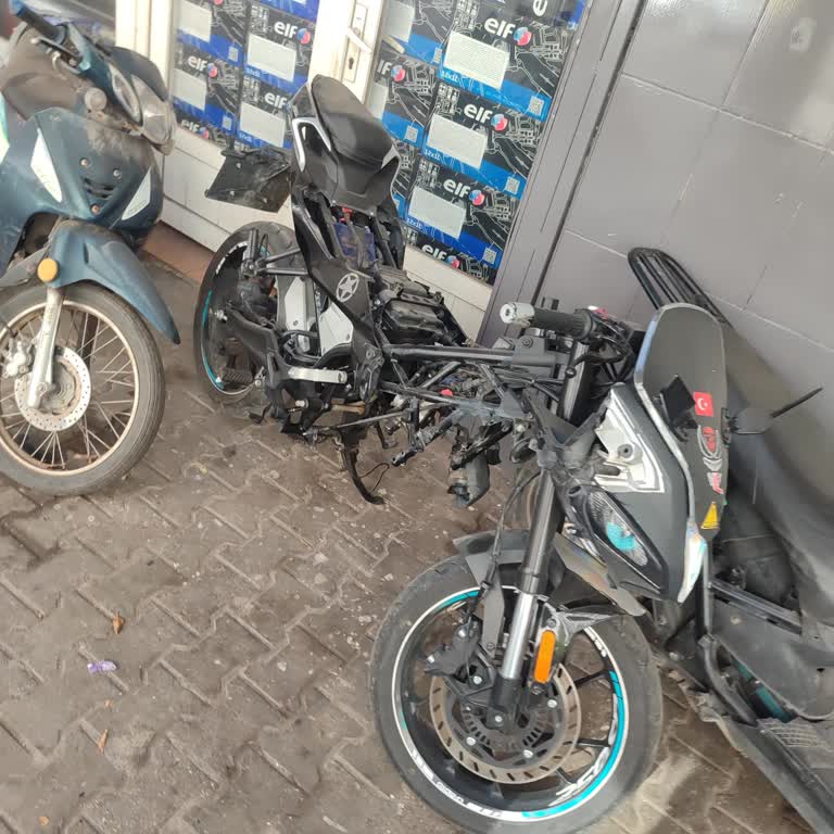 CFMOTO 250 SR Motor Kilitledi