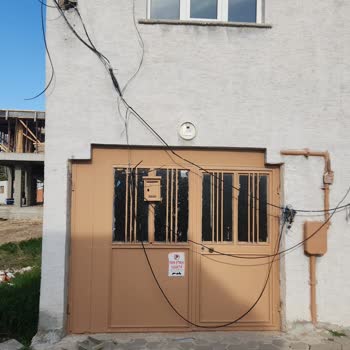 Türk Telekom'un Kırılan İnternet Kablosuna Duyarsızlığı Ve Güvenlik Riski