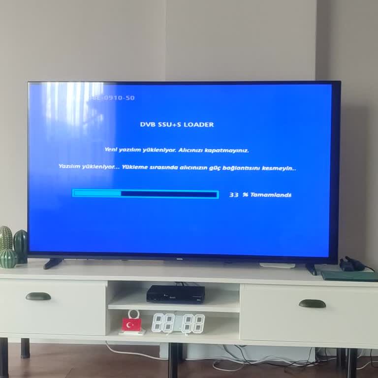 D-Smart'ın Güncelleme Hatası Yüzünden TV Kullanılamaz Hale Geldi, Ücretli Servis Dayatılıyor!