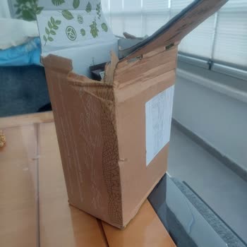 Aras Kargo Teslim Edilmeden Teslim Edildi Mesajı Ve Özensiz Paketleme