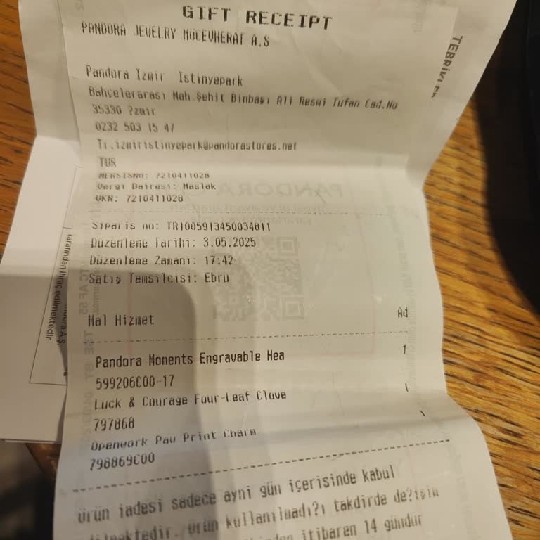 Hediye Bileklik Değişimi Reddi Hayal Kırıklığı Yarattı