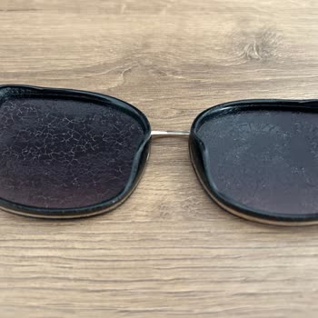 Osse Gözlük Camı Kolonya Temasıyla Bozuldu, Kalite Hayal Kırıklığı