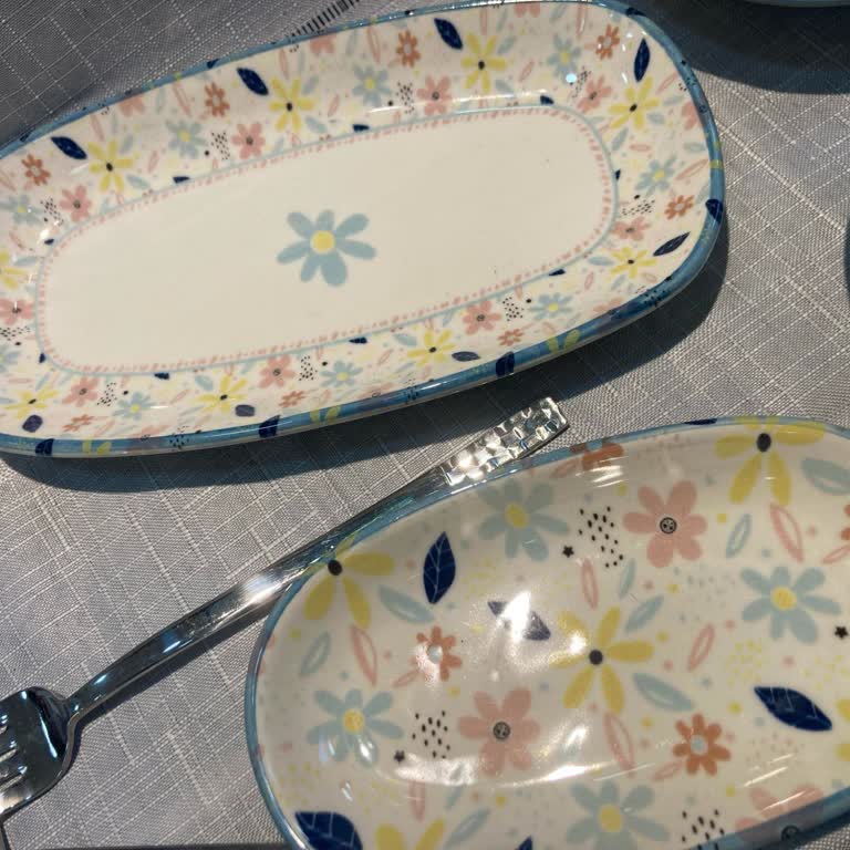 Eksik Ve Kırık Ürün, İade Sorunu Ve İlgisiz Mağaza Çalışanları