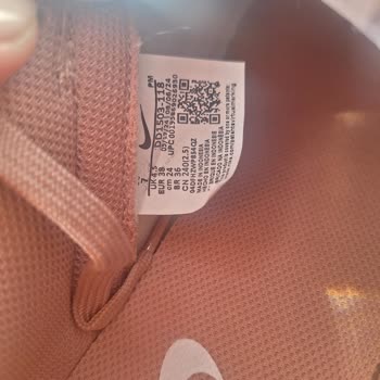 Aldığım Ayakkabı Farklı Numara Çıktı, Mağaza Telefonlara Cevap Vermiyor