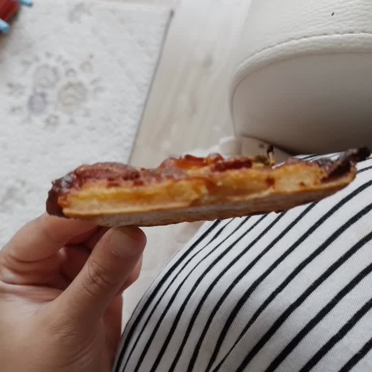 Harras Pizza: Hamuru Pişmiyor, Tam Bir Hayal Kırıklığı!