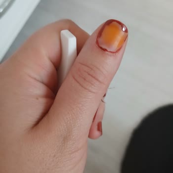 Flormar Ojesi Tırnaklarımda Kalıcı Leke Bıraktı, Müşteri Hizmeti Yanıt Vermiyor