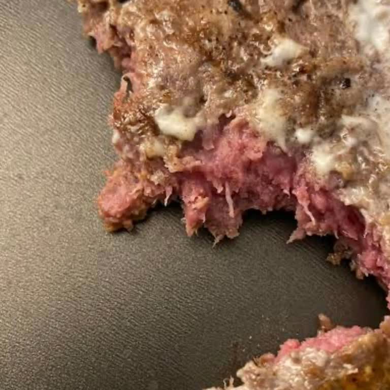 Çiğ Hamburger Ve Saygısız Hizmet Şoku