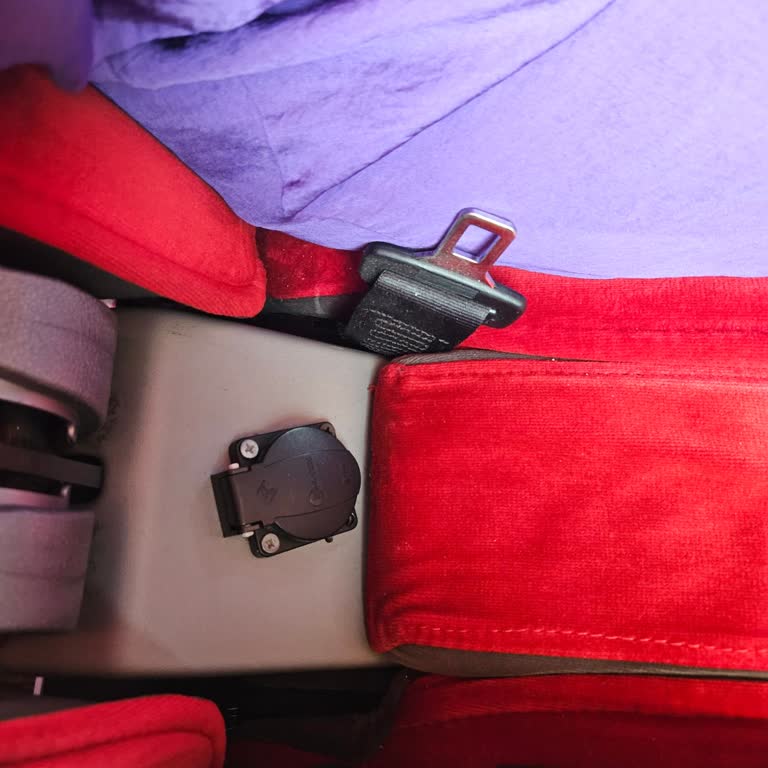 Urfa Cesur Turizm Araçlarında Kötü Koku Ve Emniyet Kemeri Eksikliği