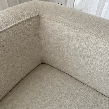 Koltuk Takımında Kumaş Ve Sünger Sorunları, Yetersiz Servis Desteği