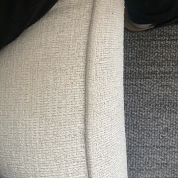 Koltuk Takımında Kumaş Ve Sünger Sorunları, Yetersiz Servis Desteği