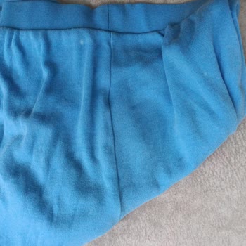 Vanish Oxi Toz Leke Çıkarıcı Kıyafetlerde Renk Karışıklığı Ve Beyaz Lekeler Oluşturdu