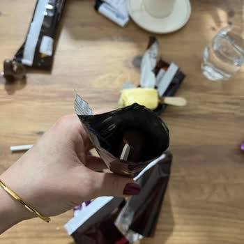 Aldığım Dondurma Paketinde Açık Ve Eksik Ürün Sorunu