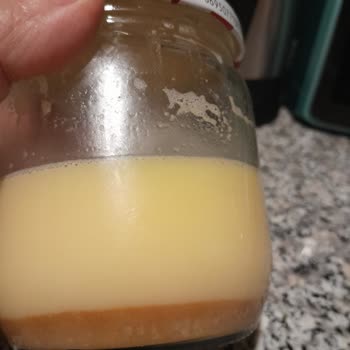 Aldığım Tereyağında Tortu Ve Yanık Parçalar Oluştu