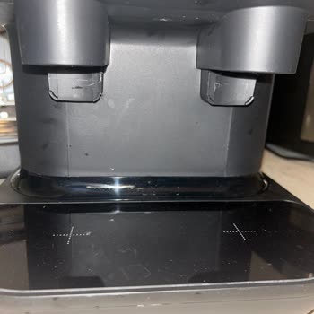 Arızalı Onarım Sonrası Çizik Ve Hasarlı Kahve Makinesi Teslimatı