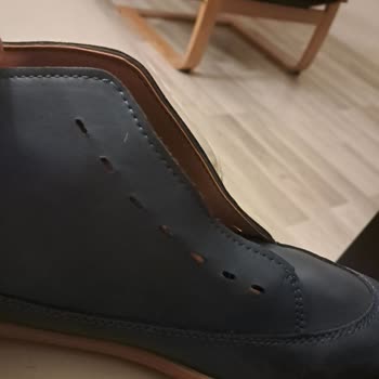 Kundra.tr'den Gelen Ayakkabı Kalitesiz Ve Yanlış Numara Gönderildi