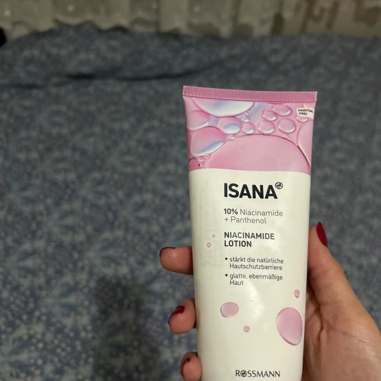 Isana %10 Niacinamid Losyonunda Soyulma Problemi Yaşadım