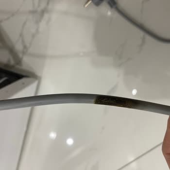 Üretim Hatalı Buzdolabı, Tehlikeli Taşıma Ve Yanma Riskiyle Mağduriyet