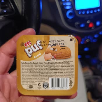 Eti Puf Gold'un Ortasındaki İlginç Delik Şaşırttı