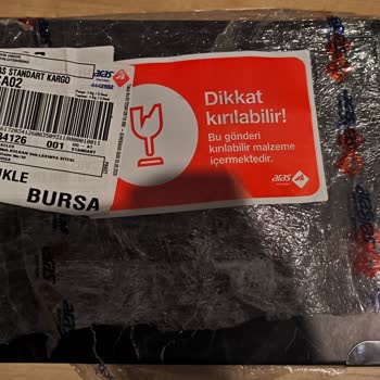 Kargo Paketim Bilgilendirme Yapılmadan Kapıcıya Bırakıldı, Ürünlerim Kırıldı Ve Zararım Karşılanmadı