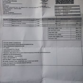 Kargo Paketim Bilgilendirme Yapılmadan Kapıcıya Bırakıldı, Ürünlerim Kırıldı Ve Zararım Karşılanmadı