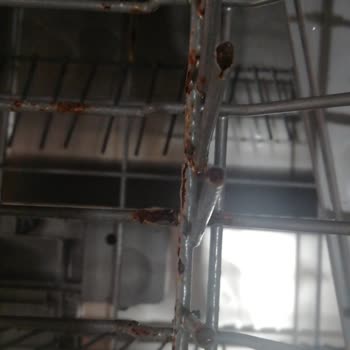 Beko Bulaşık Makinesi Sepetlerinde Yoğun Paslanma Ve Sağlık Riski