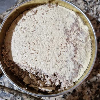 Üçel Gıda Aldığım Helva Bayat Ve Nemli Çıktı, Mağduriyetim Giderilsin